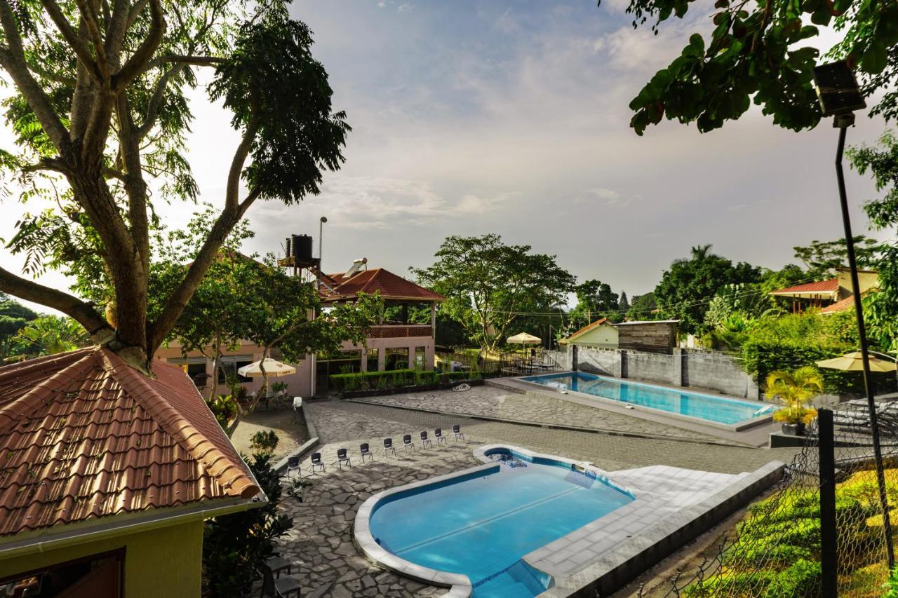 Santa Maria Hotel Entebbe Eksteriør billede
