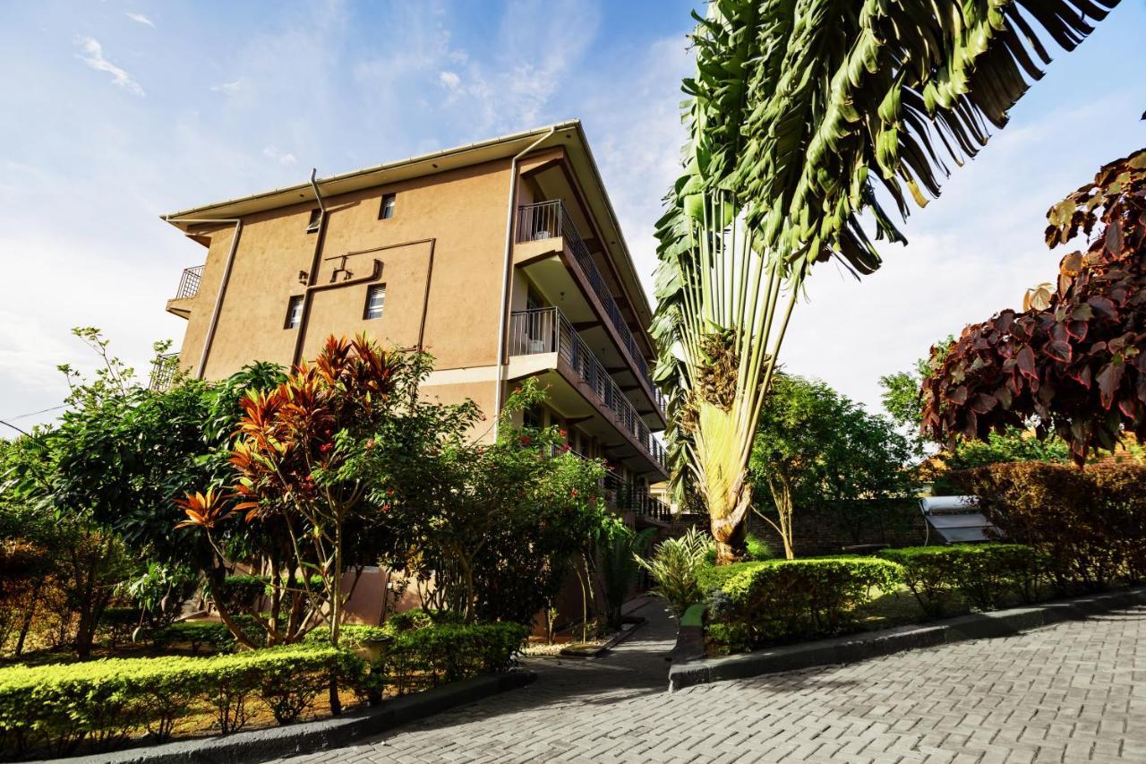 Santa Maria Hotel Entebbe Eksteriør billede